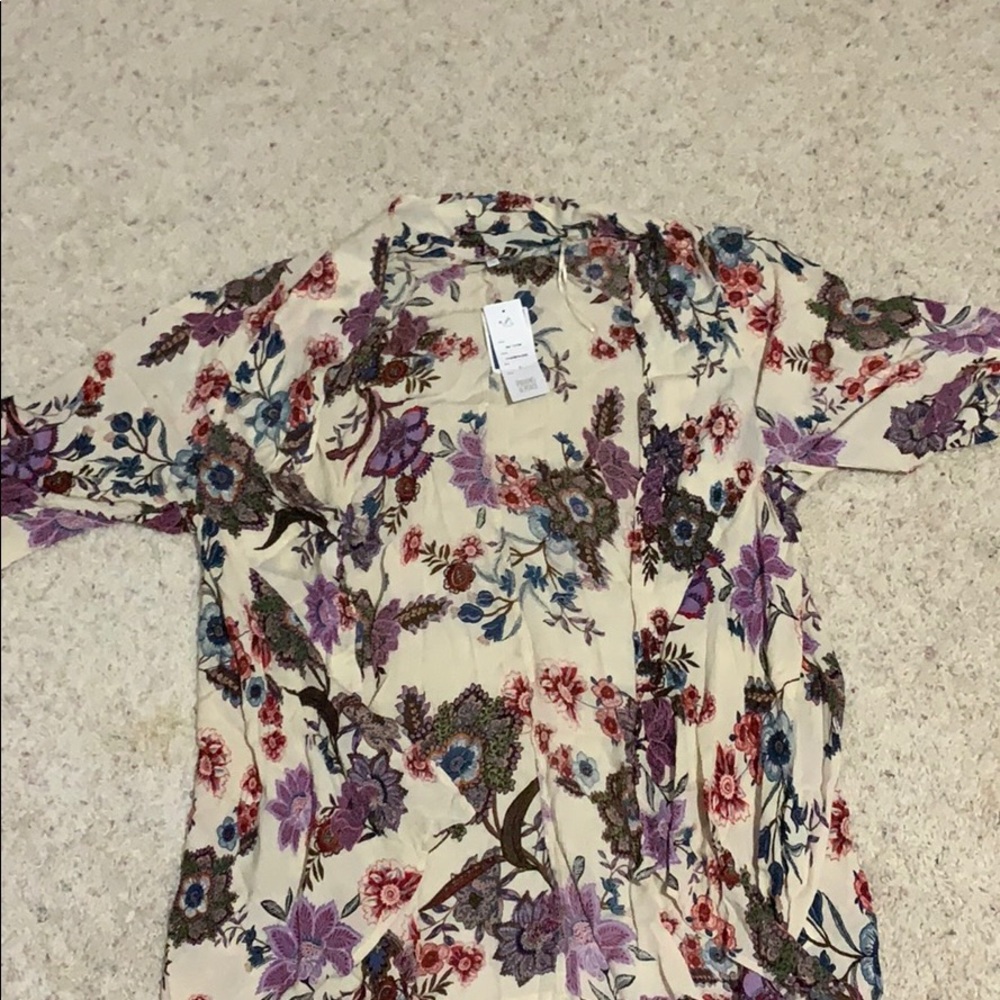 Floral pullover